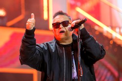 Muniek Staszczyk o kryzysach, nałogach i małżeństwie. "Byłaby kicha i tragedia"