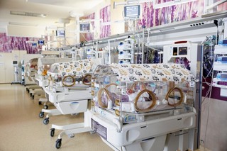 Nowe wsparcie dla rodziców wcześniaków z limitami. Oto założenia [NEWS DGP]