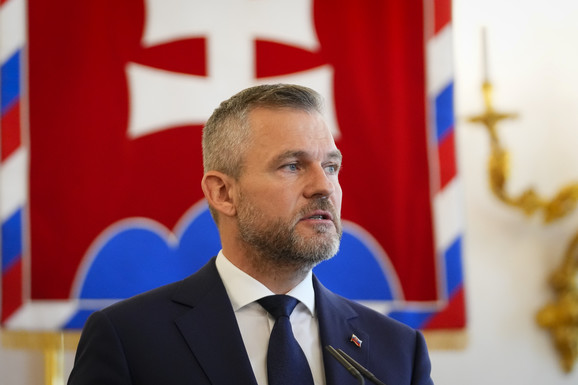 "Razgovarao sam sa Ficom": Novoizabrani predsednik Slovačke posetio ranjenog premijera