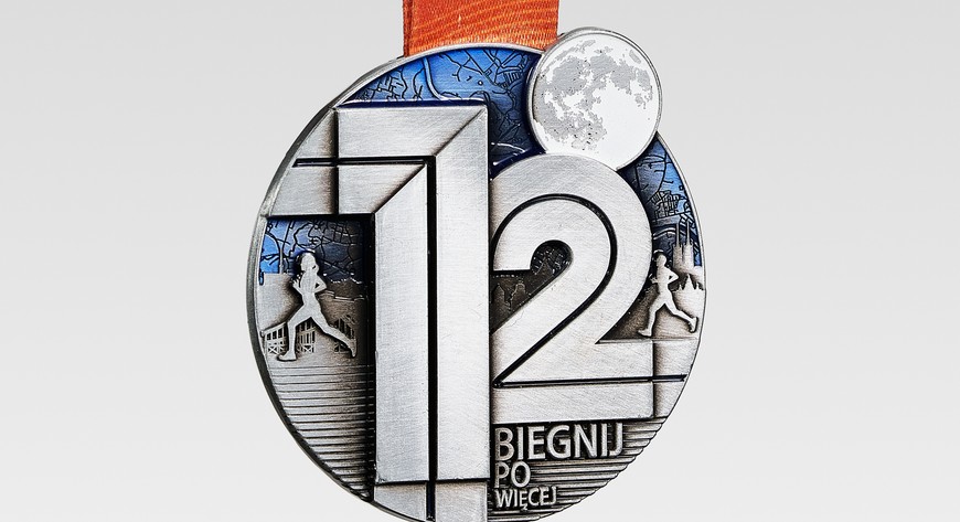 Po ten medal wyruszy około 26 tysięcy biegaczy. Ilu dotrze do mety?