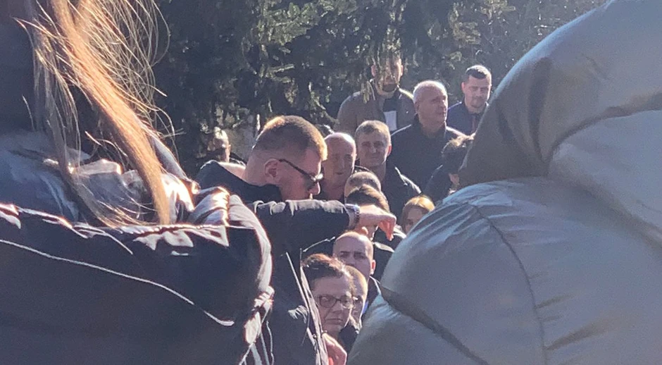 Marko Janjušević Janjuš na bratovoj sahrani