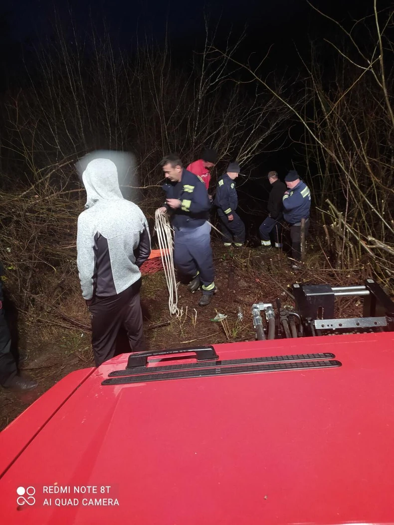 Izvlačenje i potraga za povređenima