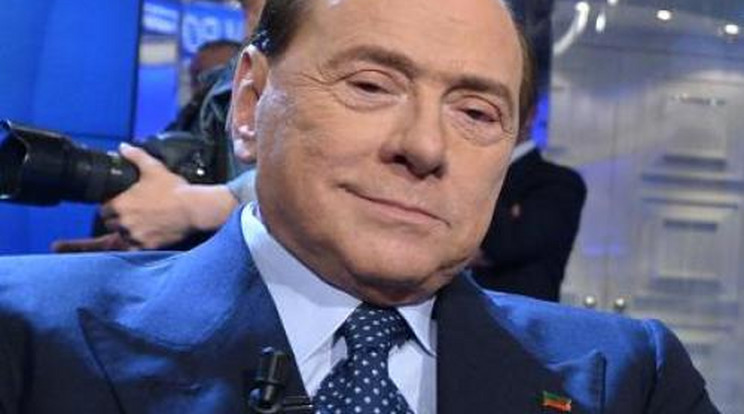 Berlusconi szexvillájában tárgyaltak a magyarok az üzletről