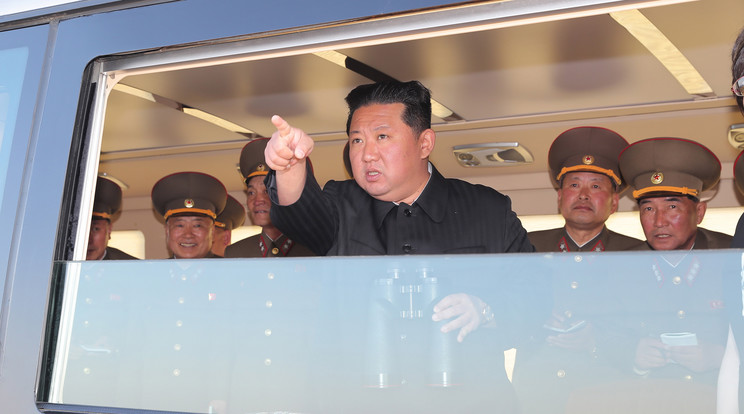 Kína és Észak-Korea jelezte, hogy hajlandó segítséget nyújtani Észak-Koreának / Fotó: MTI/EPA/KCNA