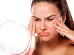 Wystarczy spojrzeć... 5 oznak stresu, które widać w Twoim wyglądzie