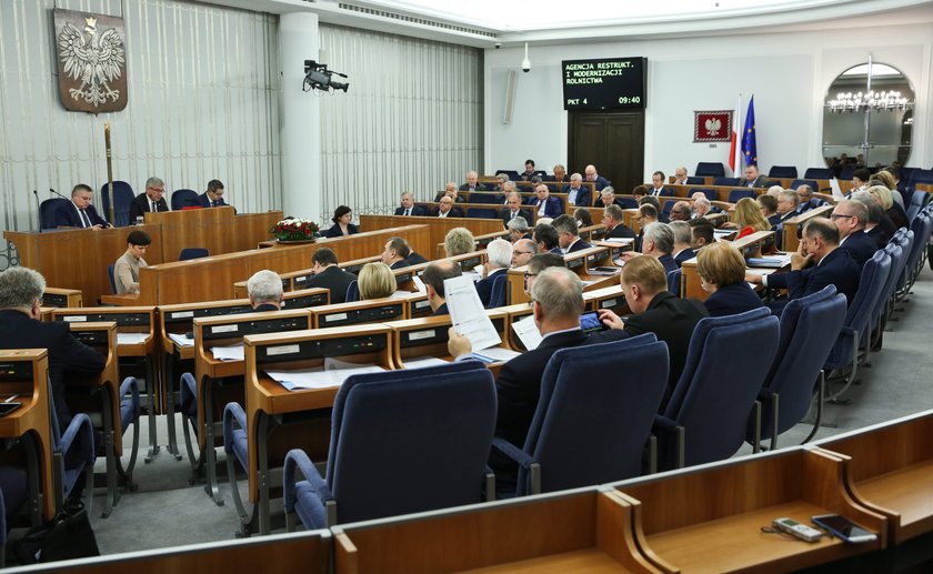 Ustawa o zgromadzeniach. Jakie poprawki przyjął Senat?