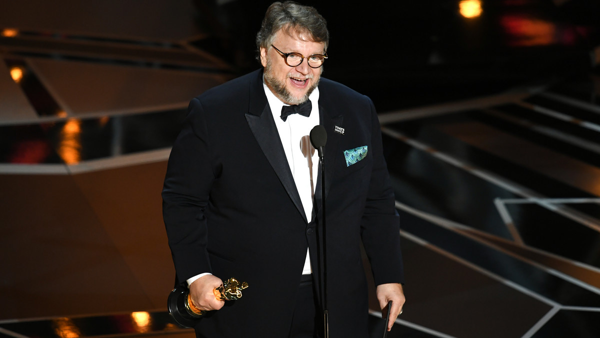 Guillermo del Toro otrzymał Oscara 2018 za muzykę, scenografię, reżyserię i dla Najlepszego filmu za "Kształt wody". Kilka dni przed 90. galą rozdania Nagród Akademii twórca został pozwany o plagiat.