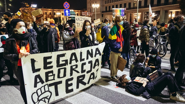 Jedna z demonstracji strajku kobiet w Warszawie