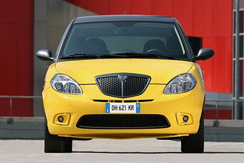 Lancia Ypsilon Sport MomoDesign