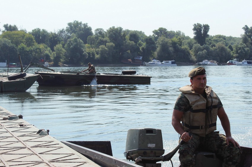 Ponton Dunav Lido