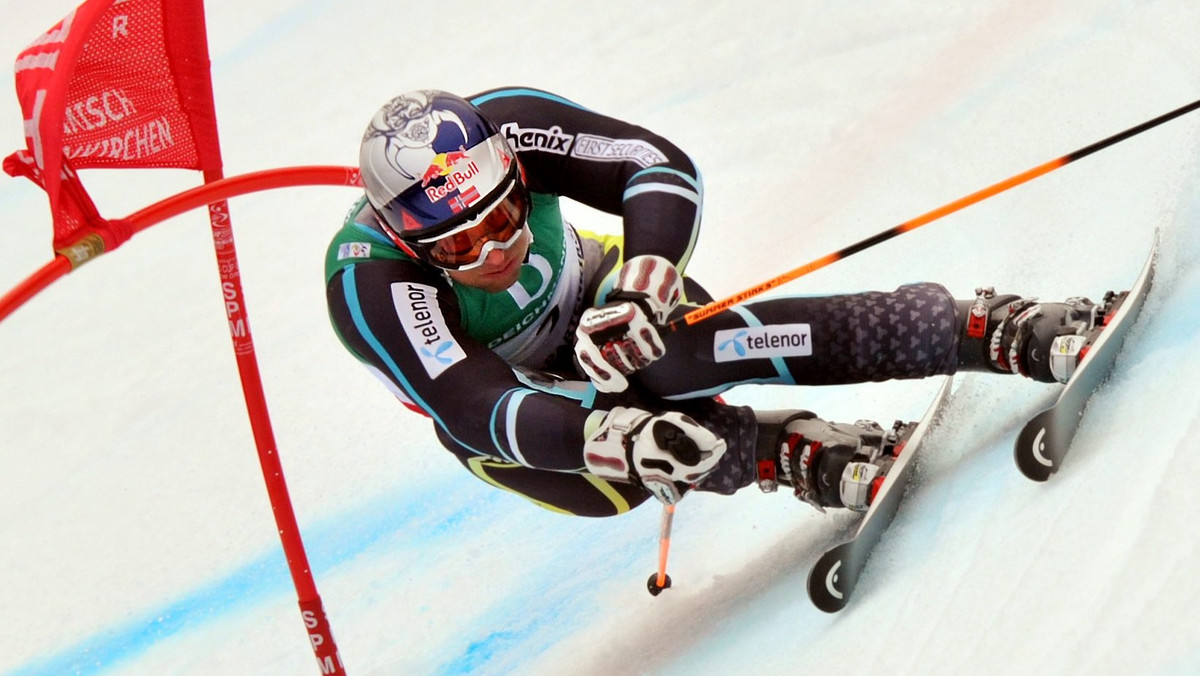 Norweg Aksel Lund Svindal jest na najlepszej drodze do wywalczenia swojego piątego złotego medalu w historii występu na mistrzostwach świata w narciarstwie alpejskim. Zawodnik ten prowadzi bowiem po pierwszym przejeździe slalomu giganta w Garmisch-Partenkirchen.
