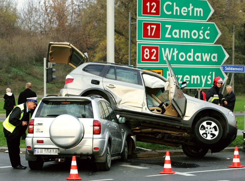 Oto jak ubezpieczyciele złupią kierowców