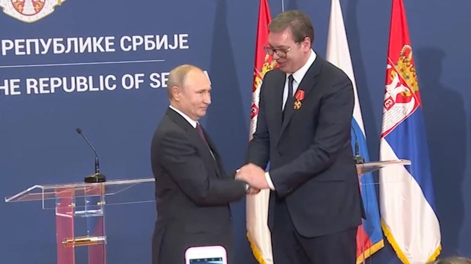 Putin odlikovao Vučića