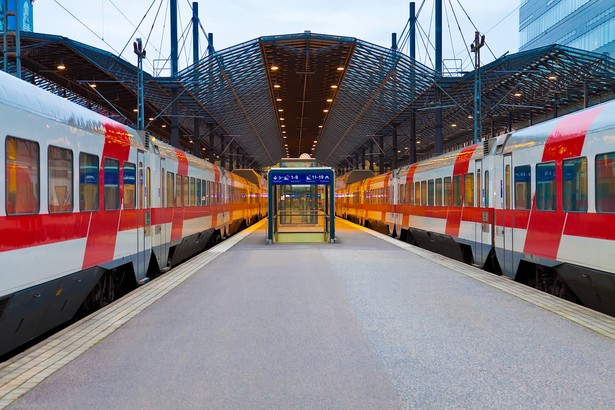 Zamiast pozbywać się swojej firmy, państwowa kolej planuje duże inwestycje w tabor Intercity.