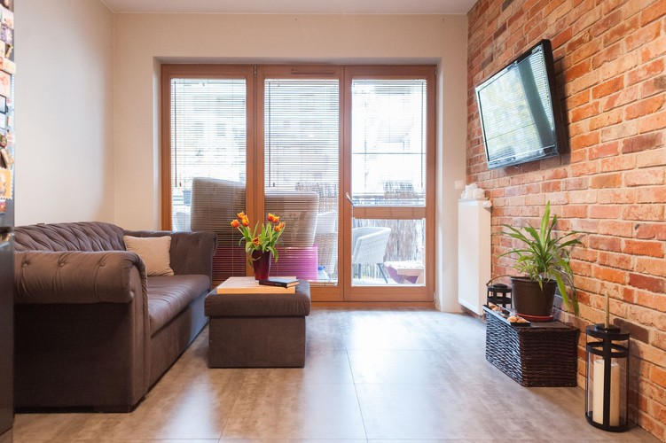 'Wnętrze do poprawki: domy gwiazd' / mieszkanie Eli Romanowskiej