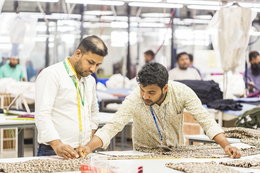 "Wyciągnęliśmy wnioski i połączyliśmy siły, by produkcja odzieży była bezpieczna". Polska firma LPP o tym, jak zmieniły się warunki pracy w Bangladeszu