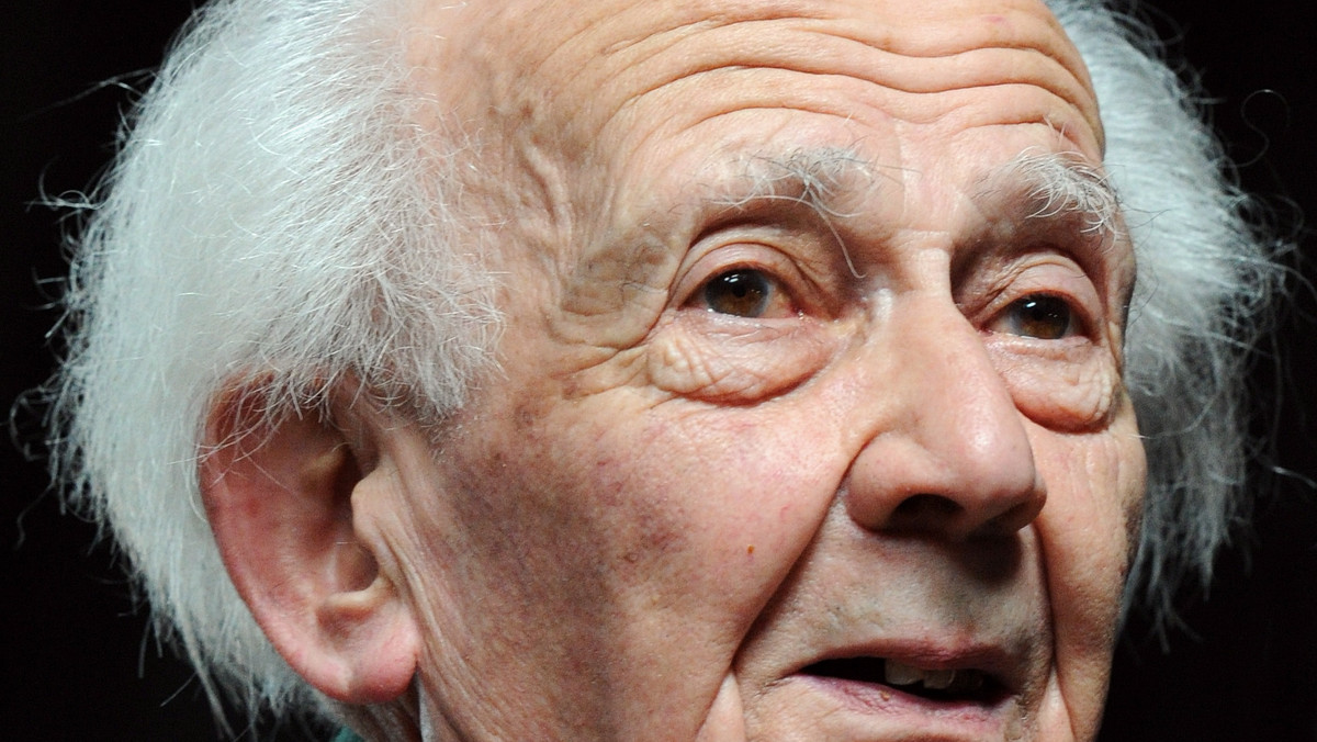 Jeden z najwybitniejszych polskich socjologów, filozof, eseista prof. Zygmunt Bauman został odznaczony, w dniu swoich 85-tych urodzin, złotym medalem "Zasłużony Kulturze - Gloria Artis".