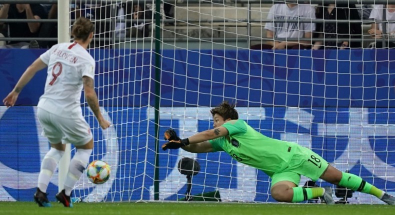 Isabell Herlovsen scored the penalty that ensured Norway finished second in Group A