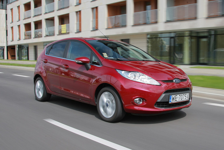 Ford Fiesta kontra Suzuki Swift i Mazda 2: automatyczni przyjaciele miasta