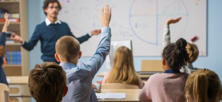 Ten specjalny urlop może trwać nawet rok. Niepokojące statystyki