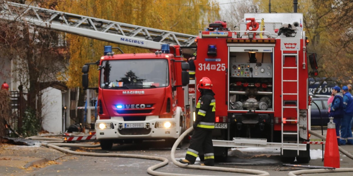 Pożar w Rybniku. Dzieci trafiły do szpitala