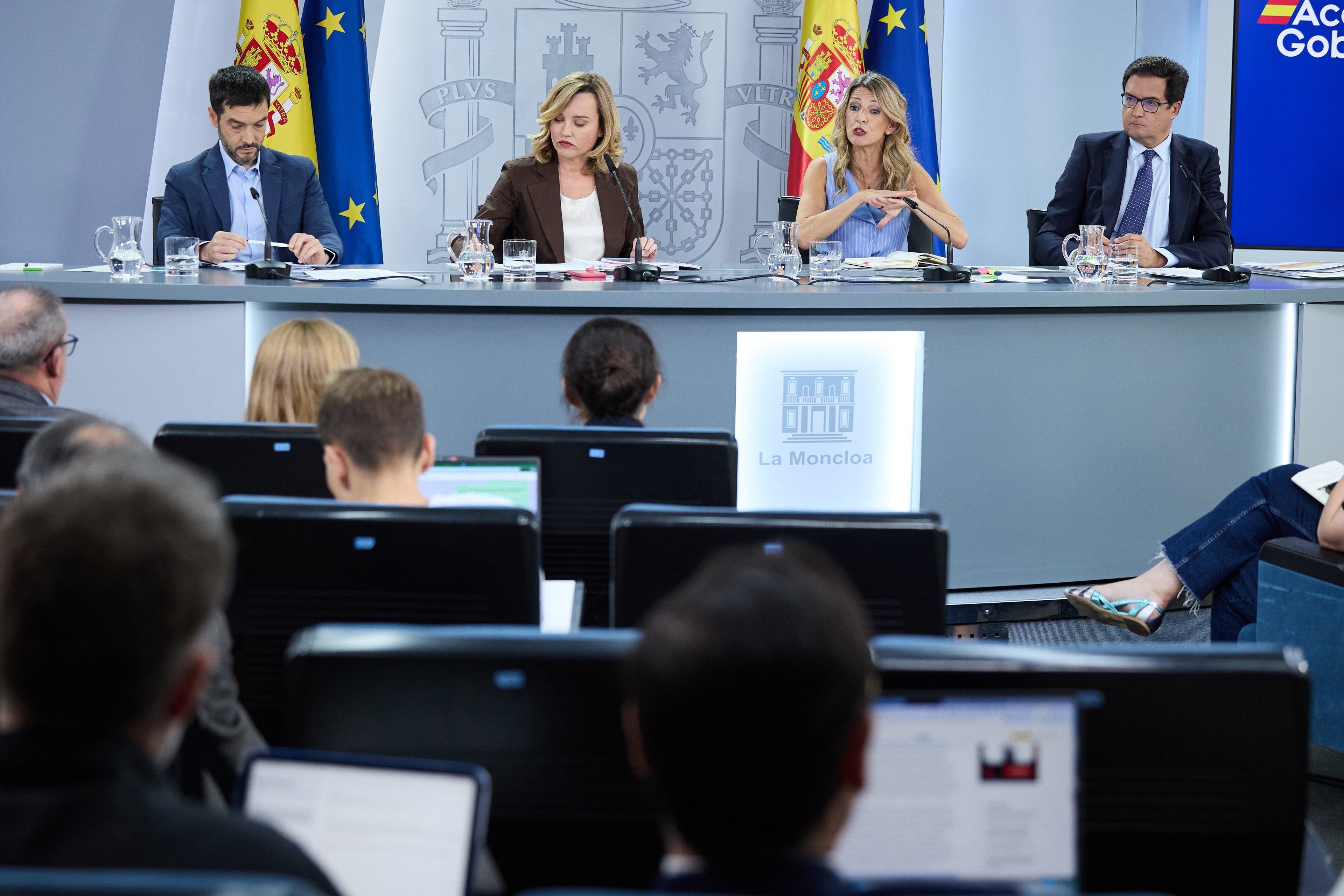 El Gobierno autoriza una ayuda de casi 2.000 millones para Valencia tras la DANA