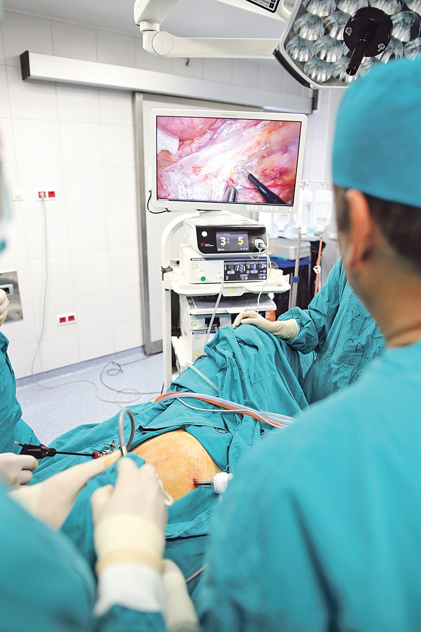 Operaciju su putem video-bima pratili hirurzi iz cele Srbije