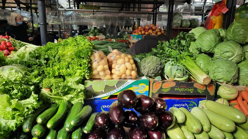 Čak do tri puta su razlike između najviše i najniže cene pojedinih vrsta povrća na pijacama u Srbiji