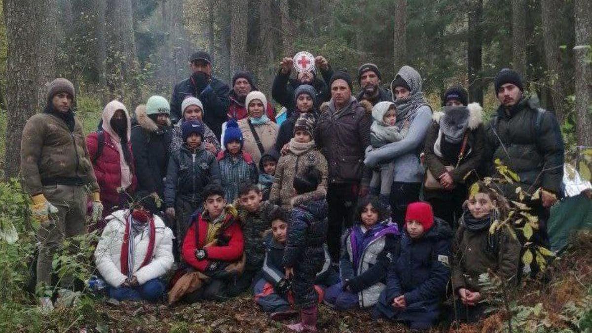 Grupa uchodźców, w której znajdowała się rodzina Oli Sabah Hamad. Autorką zdjęcia jest ona sama