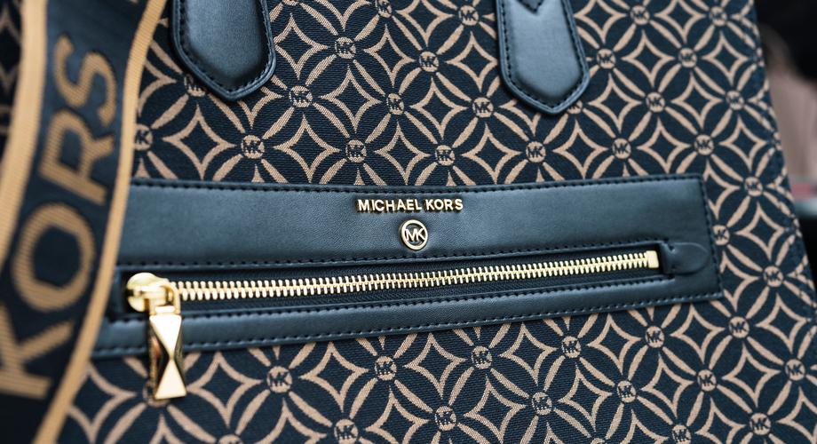 Michael Kors wyprzedaje luksusowe torebki za bezcen! Te modele nie wychodzą z mody