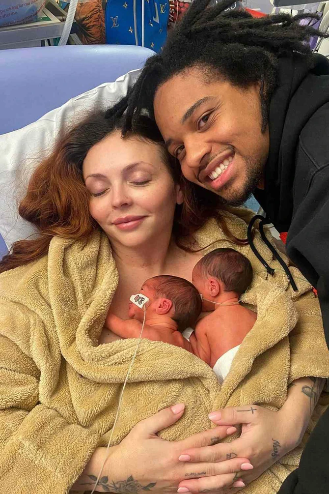 Džesi Nelson i Zion Foster sa decom