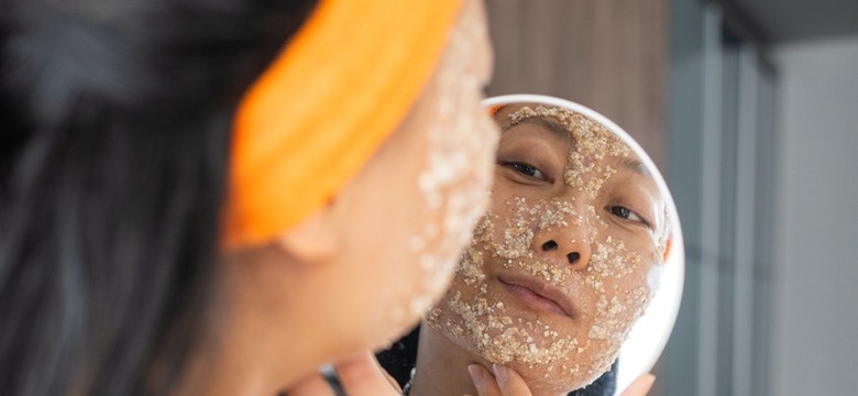 Jak często stosować peeling na skórę twarzy? Podpowiadamy