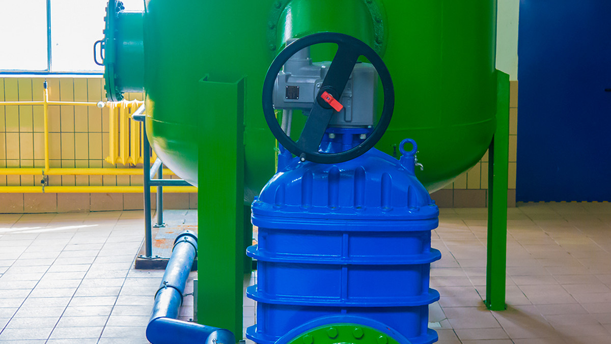 Woda w olsztyńskim wodociągu jest czysta i zdatna do picia - informuje Radio Olsztyn. W niedzielę podczas rutynowego badania na stacji uzdatniania wody "Kortowo" stwierdzono obecność kolonii bakterii grupy E.coli.