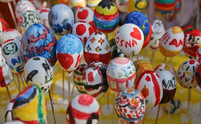 WIELKANOCNA DEMONSTRACJA KOMITETU OBRONY DEMOKRACJI PRZED KANCELARIĄ PREMIERA