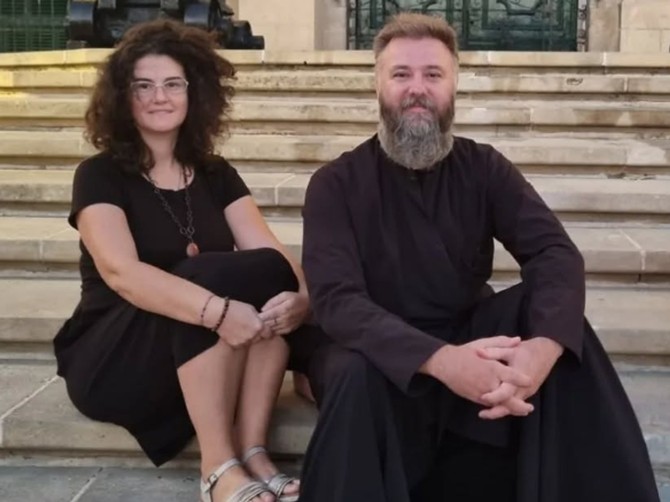 Otac Predrag Popović objavio sliku sa venčanja i pokazao kako je izgledao pre 20 godina