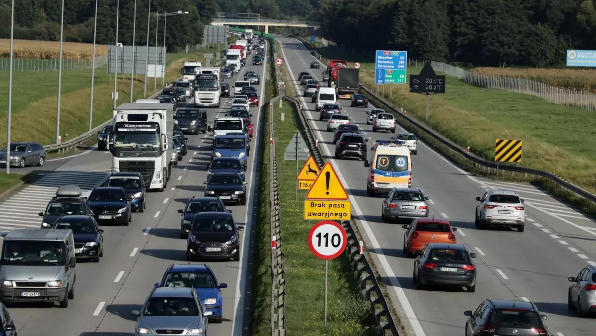 Autostrada A4 bez pasa awaryjnego