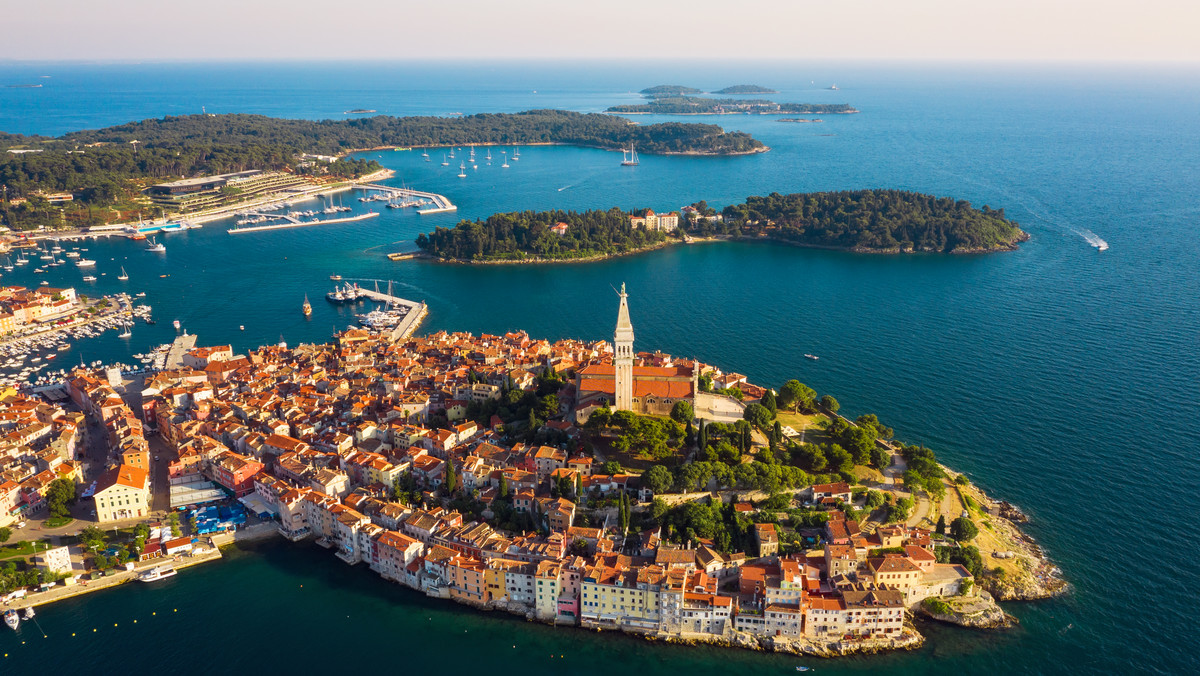 Rovinj w Chorwacji: najlepsze plaże i atrakcje. Co zobaczyć?