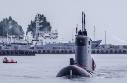 Szorowanie po dnie. Nikt nie ma pomysłu na Marynarkę Wojenną