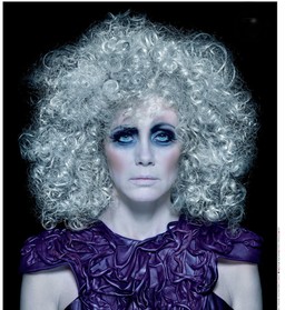 Wakar: W Teatrze Dramatycznym Sartre w pełnym blasku. Szekspir tandetny