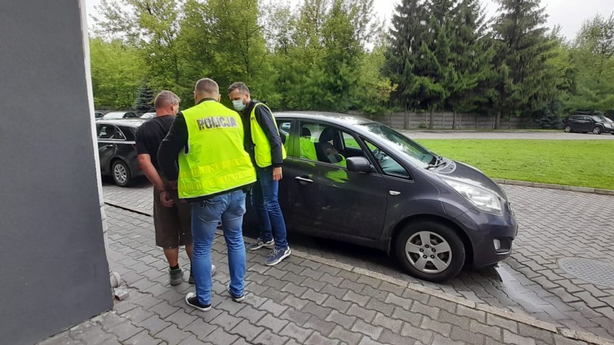 Radomsko: Napadli na obywatela Mołdawii. Dwaj sprawcy trafili do aresztu