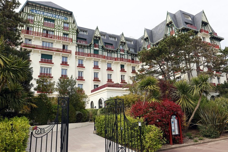 W takich luksusach mieszkają we Francji polscy piłkarze. W La Baule kadrze Nawałki nie brakuje niczego