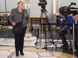 Henryka Krzywonos coraz śmielej (ale nieudolnie) poczyna sobie z modą! FOTO