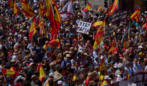 Protest u Madridu protiv vlade Pedra Sančeza