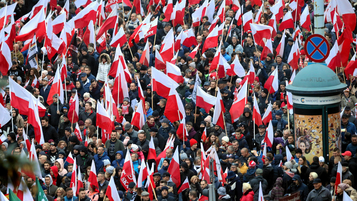 Warszawa: Święto Niepodległości. Kto 11 listopada wyjdzie na ulice? [MARSZE]