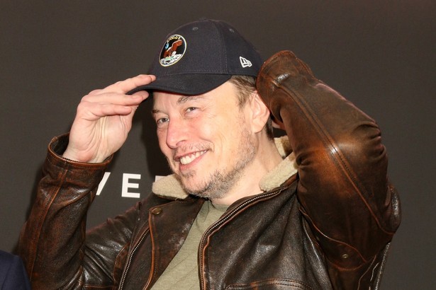 Jeff Bezos i Mark Zuckerberg to przy nim biedacy. Majątek Elona Muska jest niebotyczny