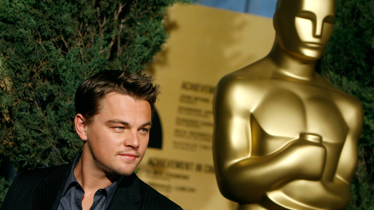 Leonardo DiCaprio podczas gali wręczenia Oscarów w 2007 roku