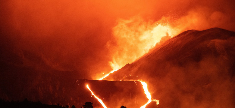 Hiszpański wulkan nie chce się uspokoić. ZDJĘCIA z erupcji Cumbre Viejo