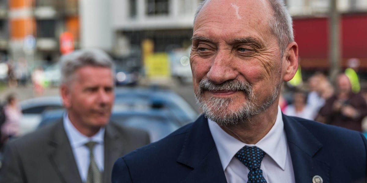 Antoni Macierewicz: Polska nie zrzekła się reparacji wojejnnych