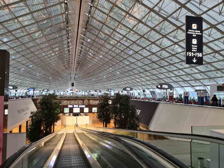 Lotnisko Paryż - Roissy Charles de Gaulle 2F 