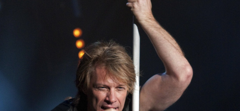 Zakażeni koronawirusem Bryan Adams i Jon Bon Jovi odwołują koncerty